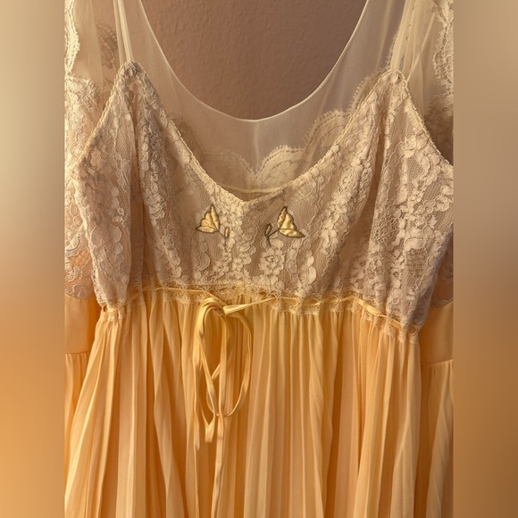 60’s Vintage Claire Sandra Lucie Ann Beverly Hills Peignoir Nightgown Robe Set - Picture 2 of 15